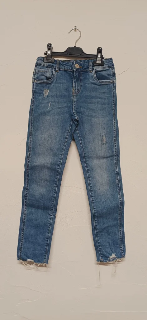 Jeans skinny neuf 8/9ans